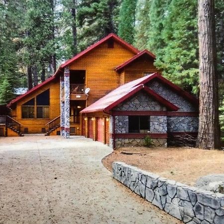 Rock Front Lodge Fish Camp Exterior foto